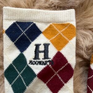 Harry Potter Crew Socks with Contrasting 'Logo.